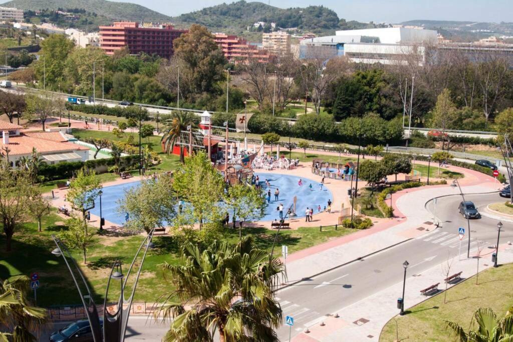 Fuengirola , Beach, Centre ,Balcony With Seaview, For 4 Persons Buitenkant foto