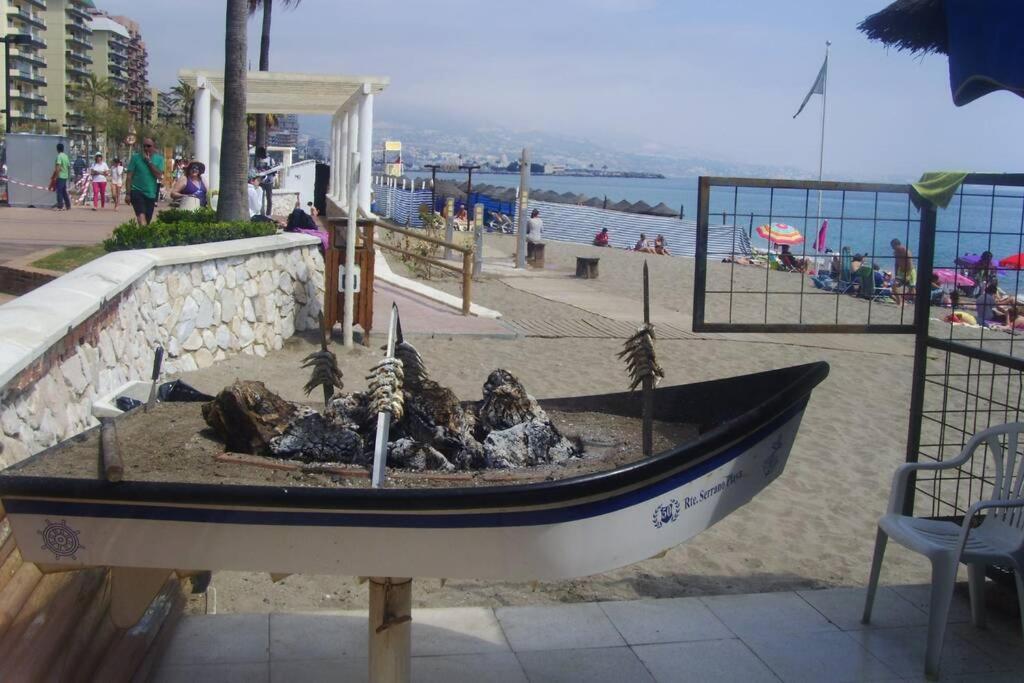 Fuengirola , Beach, Centre ,Balcony With Seaview, For 4 Persons Buitenkant foto