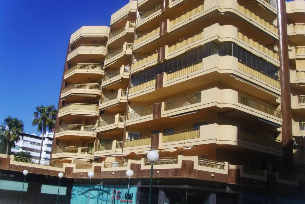 Fuengirola , Beach, Centre ,Balcony With Seaview, For 4 Persons Buitenkant foto