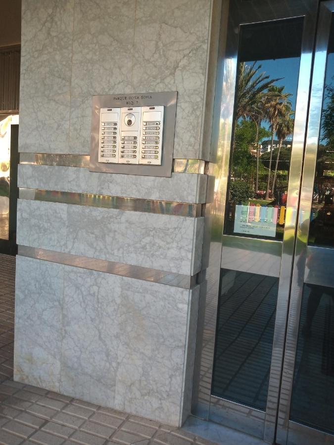 Fuengirola , Beach, Centre ,Balcony With Seaview, For 4 Persons Buitenkant foto